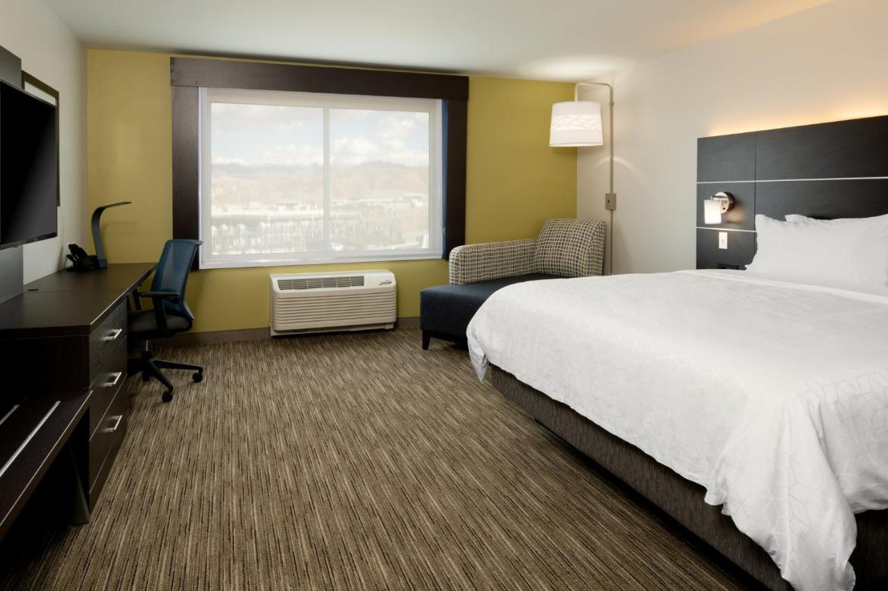 Holiday Inn Express & Suites - Bullhead City By Ihg Exteriör bild